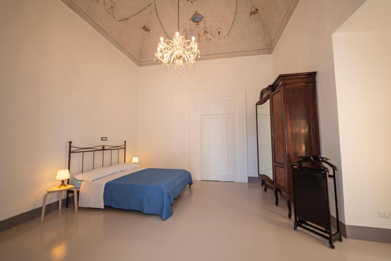 Controvento In Villa Eldorado โปรชิดา ภายนอก รูปภาพ