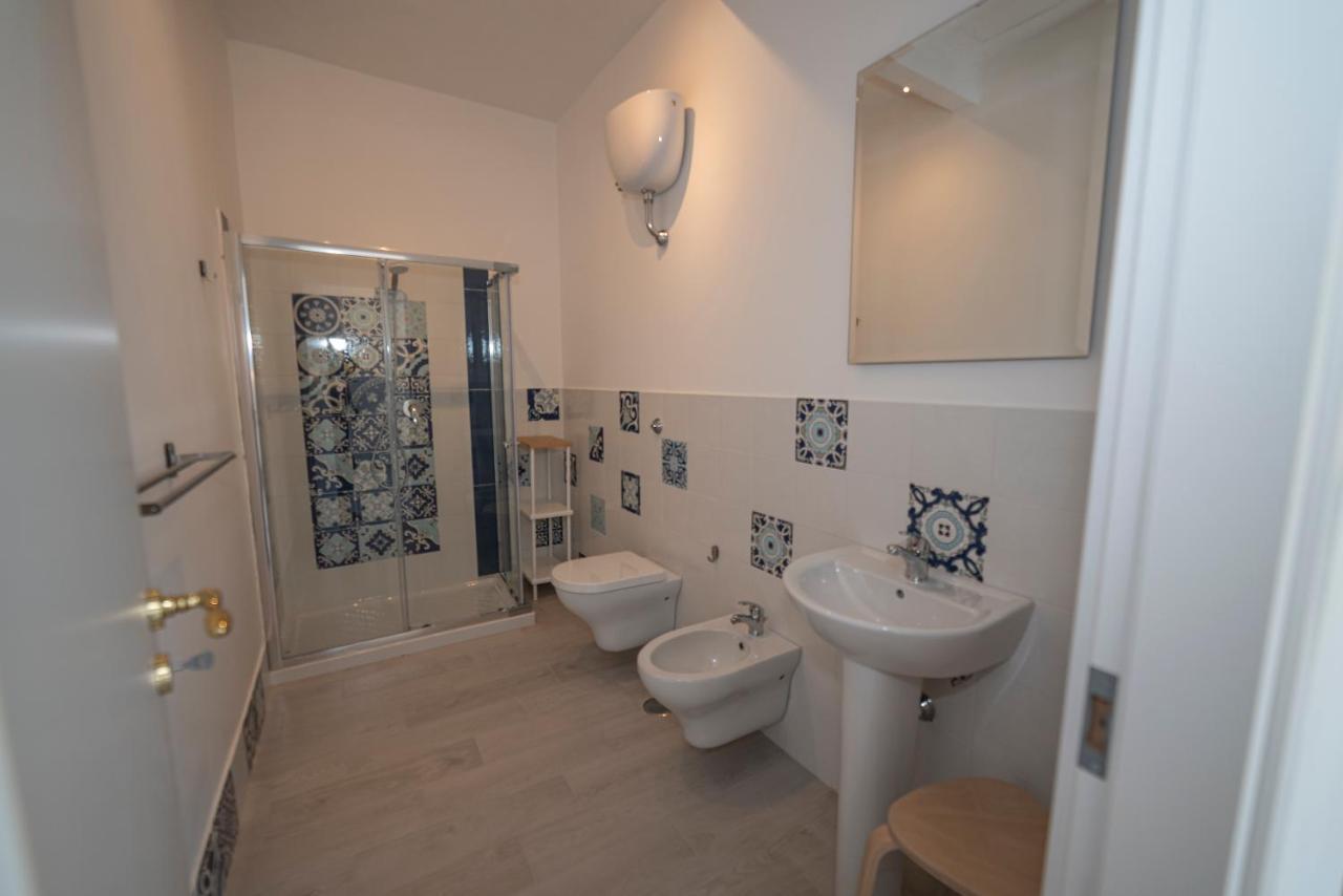 Controvento In Villa Eldorado โปรชิดา ภายนอก รูปภาพ